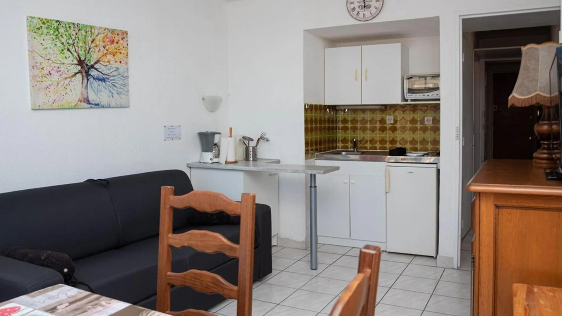 Studio Au Lavandou, A 20M De La Plage Avec Parking - Fr-1-803-78 Le Lavandou